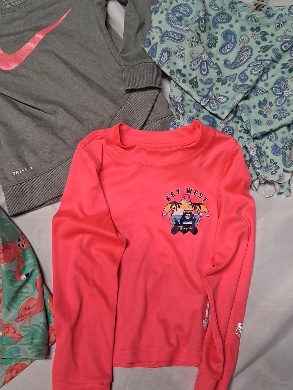 5 Girls' 2T Mixed Long Sleeve Rash Guards - Coral, Gray, Teal - Picture 3 of 5